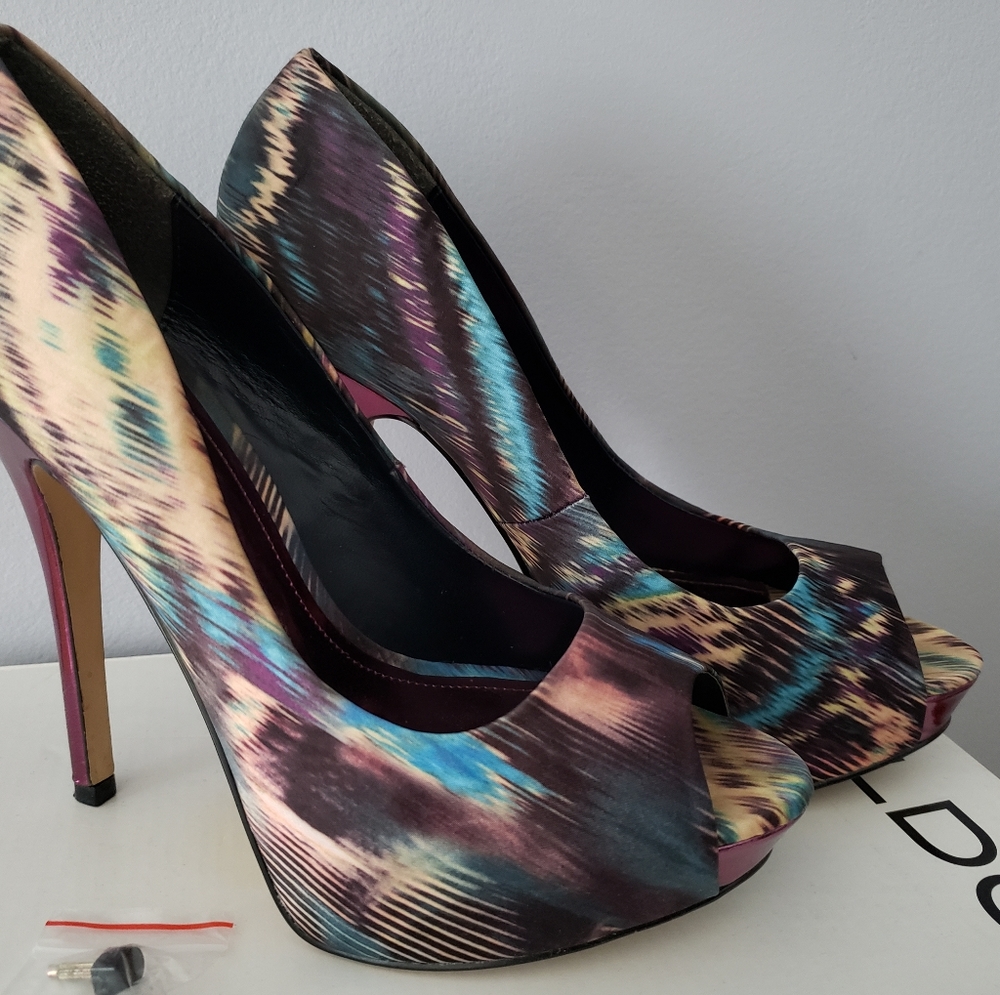 Pump heels open toe 5" - Picture 2 of 3